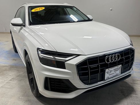 Used 2019 Audi Q8 Premium AWD/4WD image 14