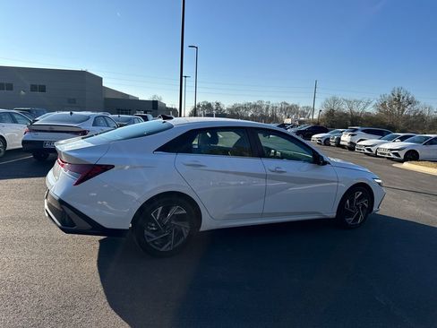 New 2026 Hyundai Elantra Limited w/ Cargo Package FWD image 7