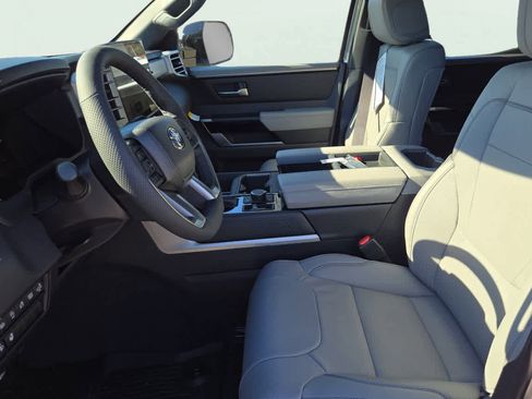 New 2026 Toyota Tundra Limited AWD/4WD image 9