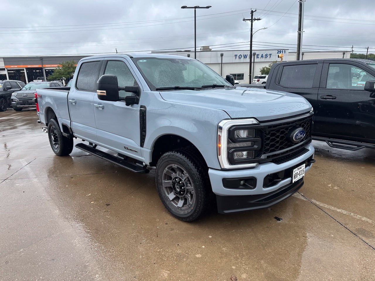 Used 2024 Ford F250 Lariat w/ Sport Appearance Package AWD/4WD image 3