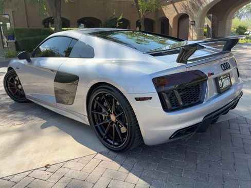 Used 2017 Audi R8 V10 plus AWD/4WD image 7