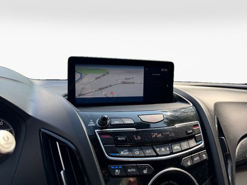 Used 2020 Acura RDX AWD w/ Advance Package image 17