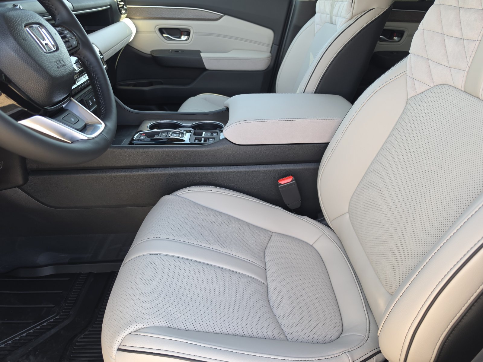New 2026 Honda Pilot Elite image 12