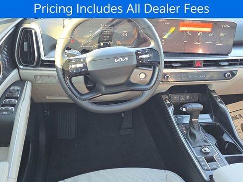 New 2026 Kia Sorento S w/ S Panoramic Sunroof Package FWD image 11