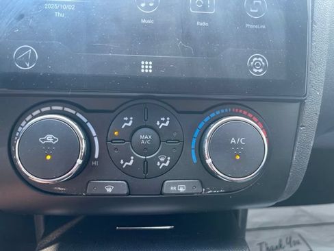 Used 2011 Nissan Altima 2.5 S FWD image 14