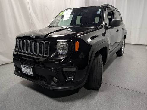 Used 2022 Jeep Renegade Latitude w/ Convenience Group AWD/4WD image 6