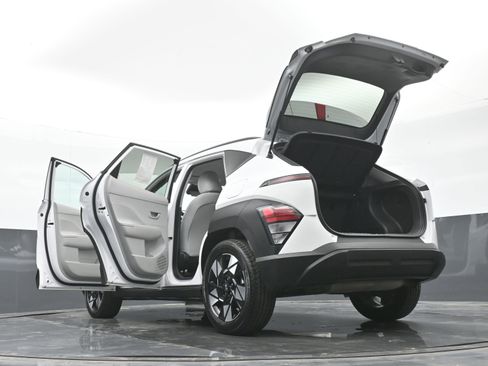 Certified 2024 Hyundai Kona SEL FWD image 50