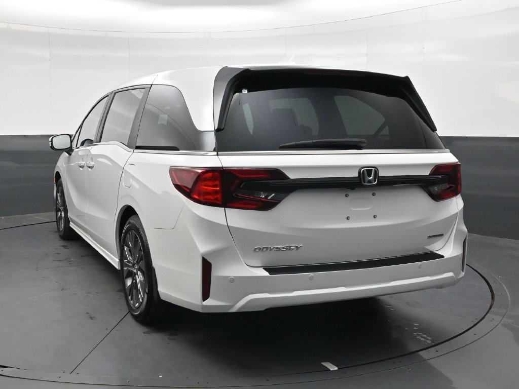 New 2027 Honda Odyssey Touring image 5