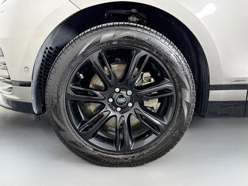 Used 2021 Land Rover Range Rover Velar R-Dynamic S image 33
