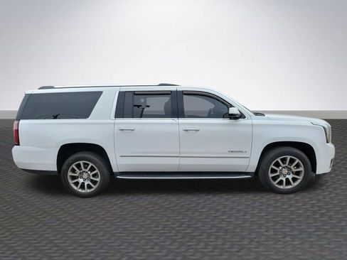 Used 2020 GMC Yukon XL Denali AWD/4WD image 4