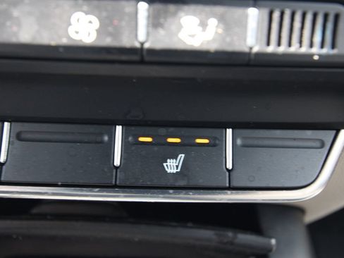 Used 2019 Kia Sorento AWD w/ LX Convenience Package image 14