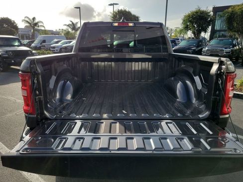 New 2026 RAM 1500 Big Horn AWD/4WD image 18