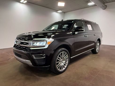 Used 2024 Ford Expedition Max Limited AWD/4WD image 39