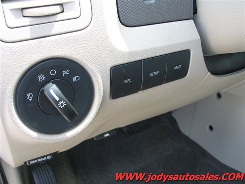 Used 2012 Ford Escape XLT AWD/4WD image 8