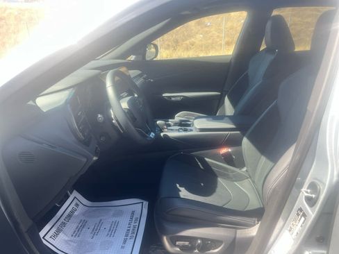 Used 2023 Lexus RX 500h F Sport image 12