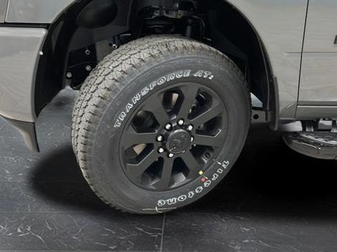 New 2026 RAM 2500 Big Horn AWD/4WD image 37