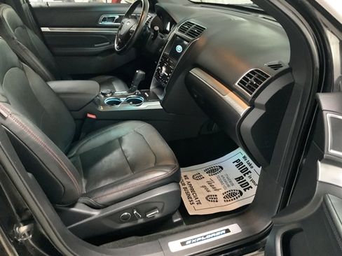 Used 2017 Ford Explorer Sport AWD/4WD image 26