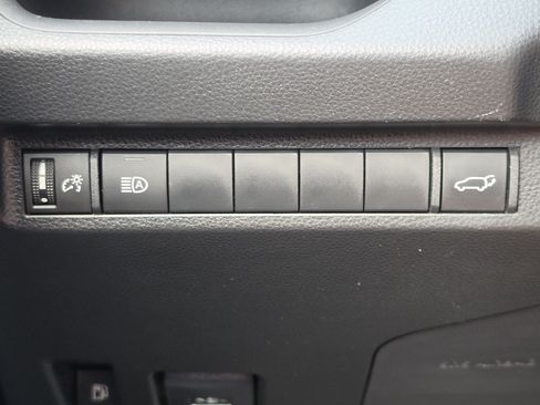 Certified 2025 Toyota RAV4 XLE w/ Convenience Package AWD/4WD image 15