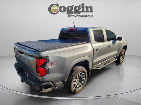 Used 2024 Chevrolet Colorado Z71 w/ Z71 Convenience Package 2 AWD/4WD image 4