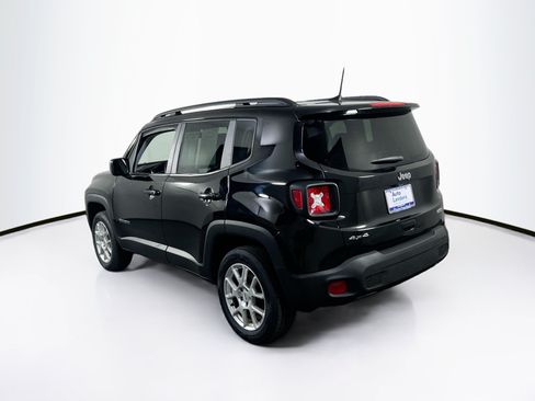 Used 2022 Jeep Renegade Latitude AWD/4WD image 7