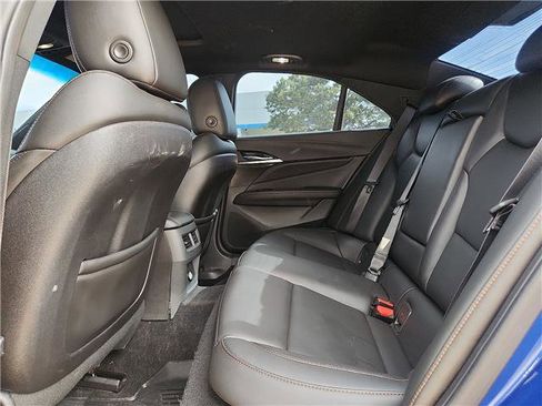 Used 2020 Cadillac CT4 V w/ Technology Package RWD image 8
