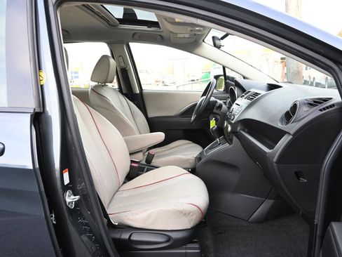 Used 2012 MAZDA MAZDA5 Grand Touring image 23