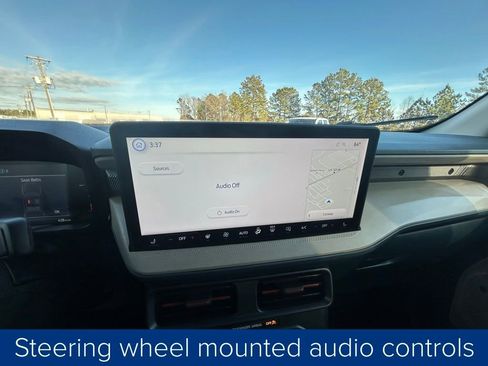 Used 2025 Ford Maverick Lariat w/ 4K Tow Package image 32