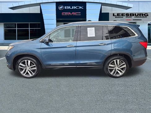 Used 2018 Honda Pilot Touring image 3