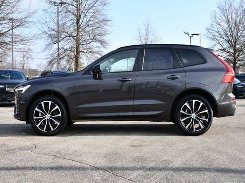 Certified 2025 Volvo XC60 B5 Plus image 4