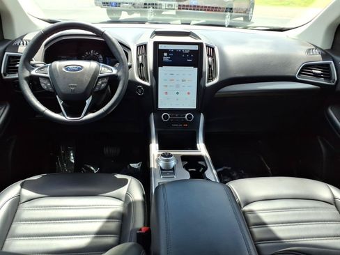 Used 2024 Ford Edge SEL w/ Convenience Package AWD/4WD image 11