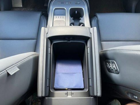 New 2026 Hyundai Palisade Calligraphy FWD image 57