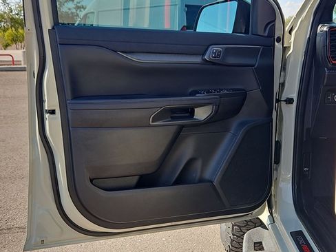 Used 2025 Ford Ranger Raptor AWD/4WD image 9