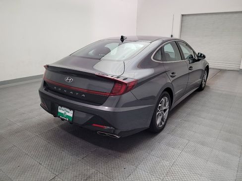 Used 2022 Hyundai Sonata SEL w/ Preferred Accessory Package FWD image 9