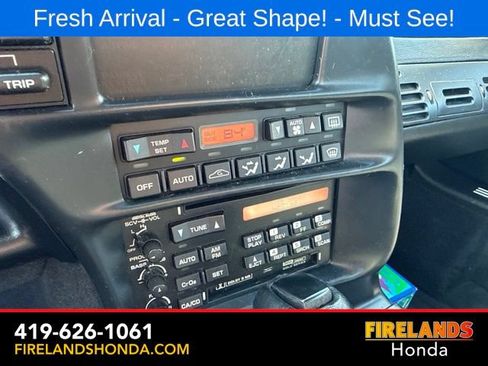 Used 1994 Chevrolet Corvette Coupe RWD image 16