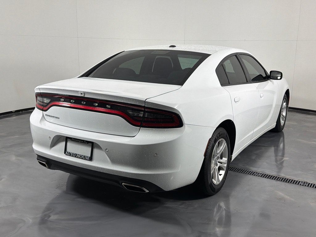 Used 2019 Dodge Charger SXT RWD image 5