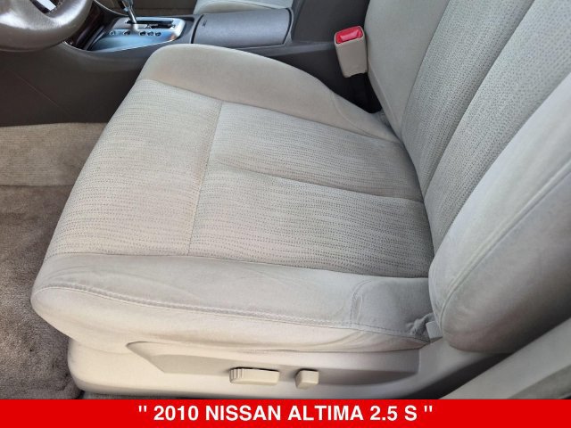Used 2010 Nissan Altima 2.5 S w/ Convenience Pkg FWD image 16