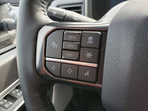 Used 2025 Ford F350 Platinum AWD/4WD image 24