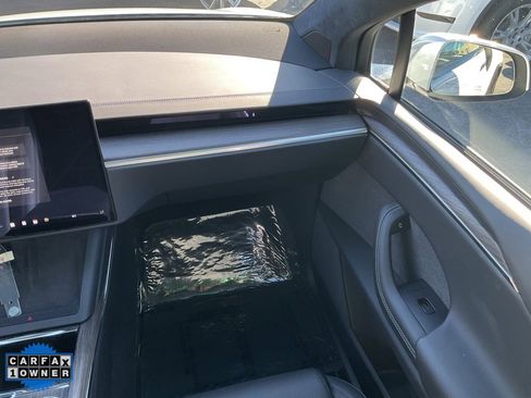 Used 2023 Tesla Model X image 63