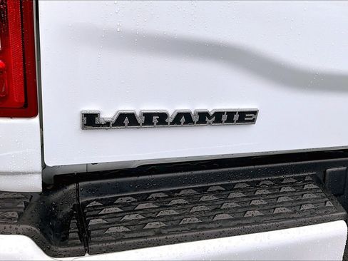 Used 2024 RAM 2500 Laramie AWD/4WD image 24