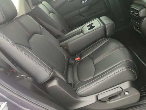 Used 2025 Honda Pilot EX-L image 33