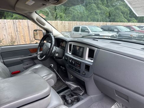 Used 2006 Dodge Ram 3500 Truck Laramie AWD/4WD image 28
