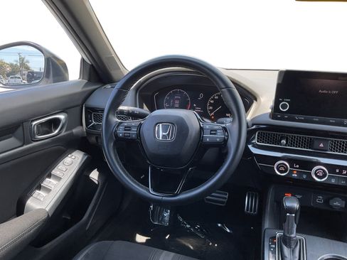 Used 2022 Honda Civic Sport image 11