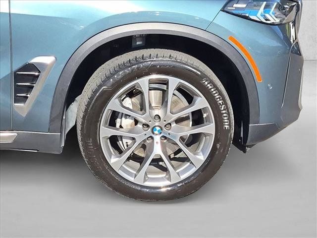Certified 2024 BMW X5 xDrive40i w/ Premium Package AWD/4WD image 26