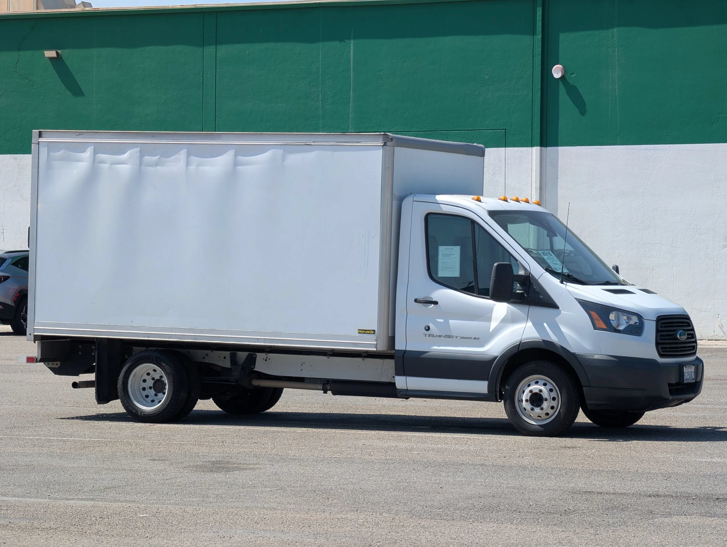 Used 2018 Ford Transit 350 156 DRW RWD image 1