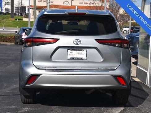 Used 2021 Toyota Highlander Platinum AWD/4WD image 10
