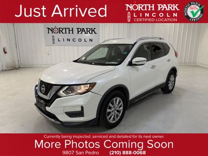 Used 2017 Nissan Rogue SV