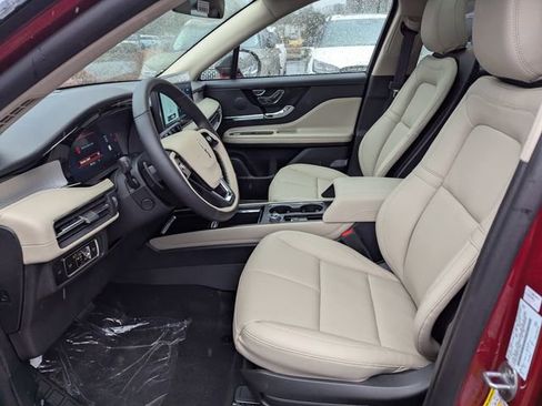 New 2026 Lincoln Corsair Premiere image 19