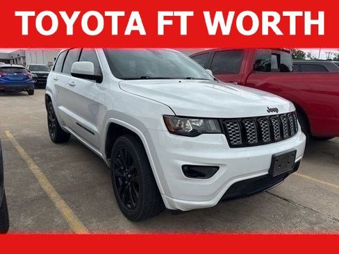 Used 2019 Jeep Grand Cherokee Altitude RWD image 1
