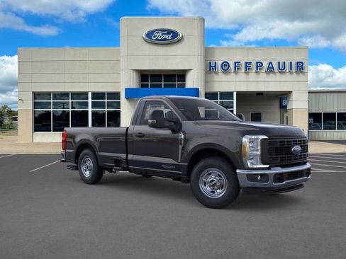New 2026 Ford F250 XL w/ XL Chrome Package image 36