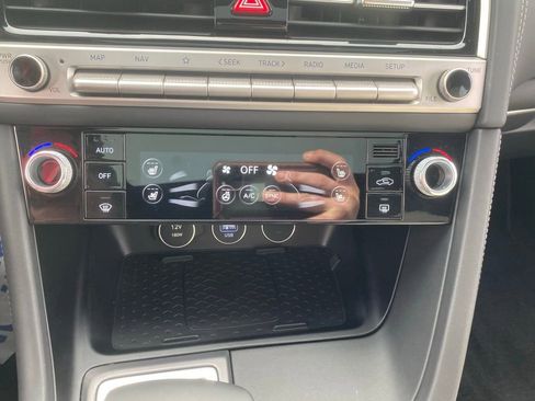 Used 2025 Genesis G70 3.3T Advanced w/ Sport Prestige Package image 25